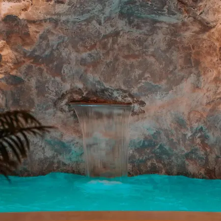 Black Ftelia (Mykonos)