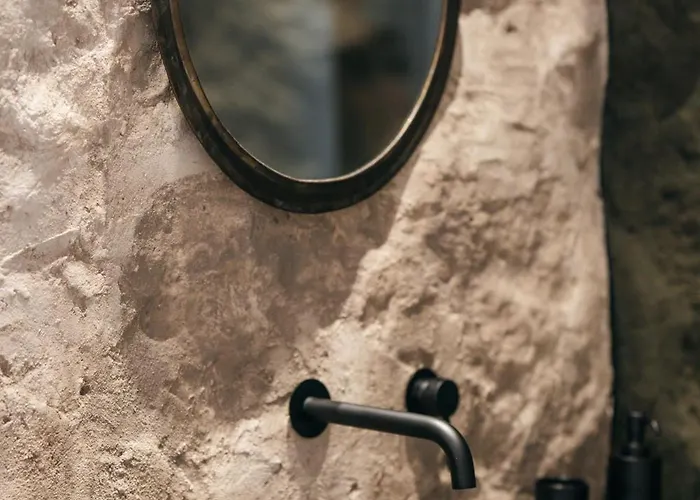 Black Отель Фтелия