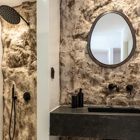 Black 5* Ftelia (Mykonos)